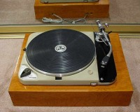Thorens TD 124 Thorens TD 124 mit Tonarm SME 3009