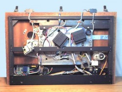 Thorens TD 226 Technik Thorens TD 226 unten offen