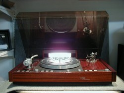 Thorens TD 226 Thorens TD 226 mit EMT 929 und SME 3012 R